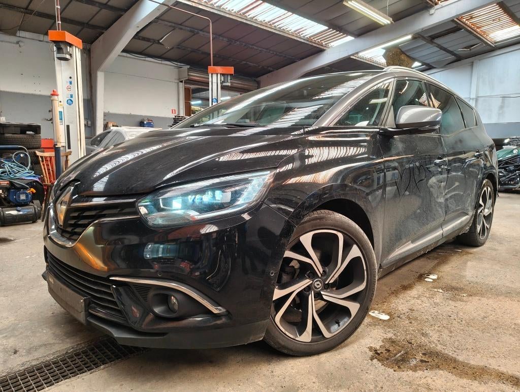 RENAULT GRAND SCENIC 1.5 dCi 7-ZITS*EXPORT*HANDELAAR, Auto's, Renault, Voorwielaandrijving, Monovolume, 1850 kg, Leder en Stof
