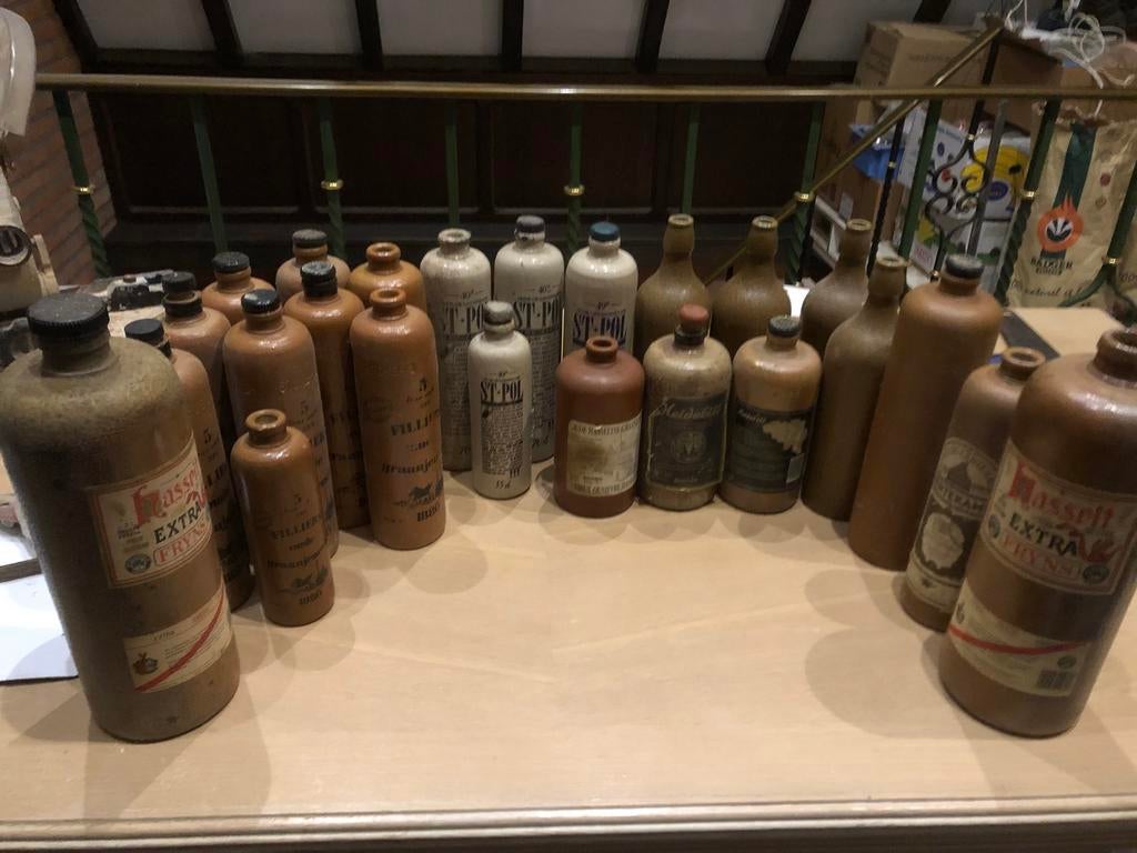 Jenever krukken, Verzamelen, Ophalen