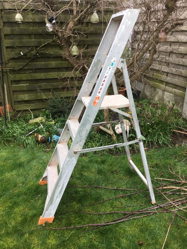 Trapladder Petry 4 treden, Enlèvement