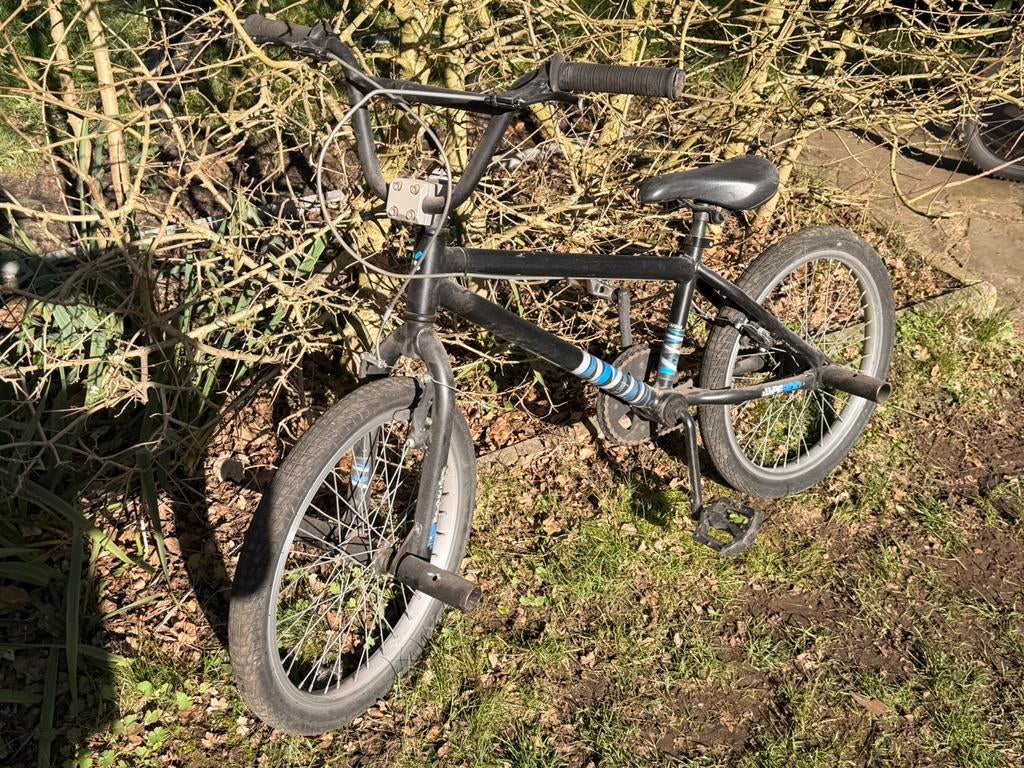 B twin bmx, Vélos & Vélomoteurs, Vélos | BMX & Freestyle, Enlèvement, Utilisé