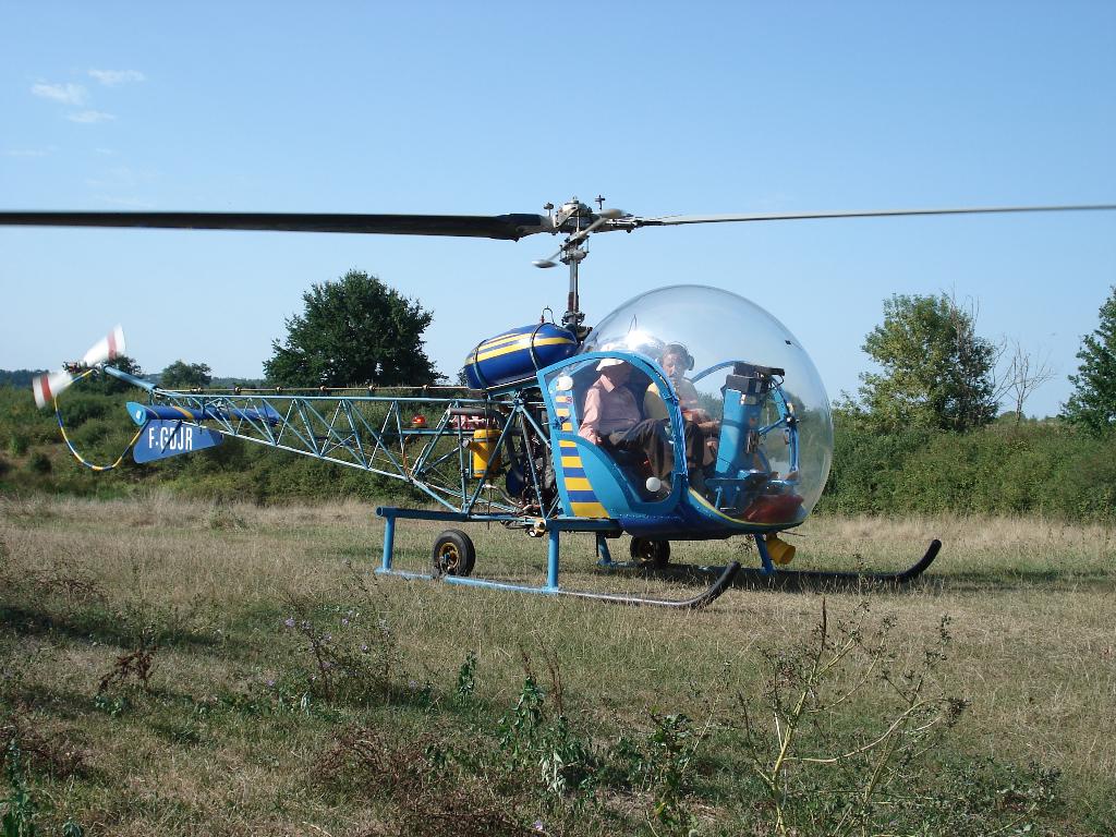 HÉLICOPTÈRE RÉEL Bell 47G2 - Certifié, Enlèvement, Utilisé, Hélicoptère, Autres marques