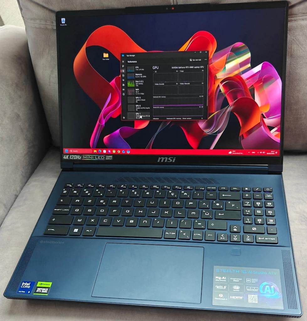 MSI Stealth 16 AI Studio RTX 4080/32GB/2TB Mini-LED 4K 120Hz, Computers en Software, Ophalen, 32 GB, Zo goed als nieuw, 2 TB