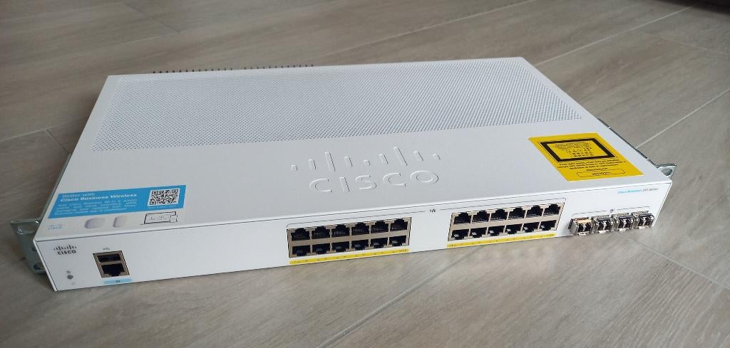 Cisco CBS350-24P-4G Business Managed Switch, Ophalen, Nieuw