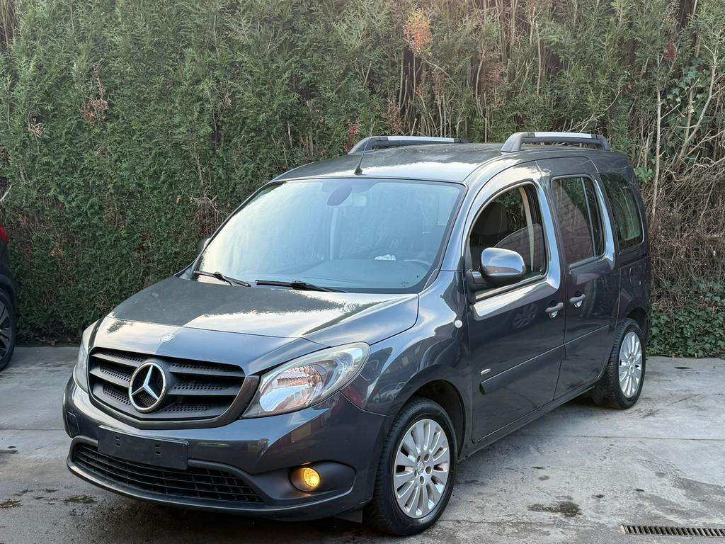 mercedes citan 2013 190.000km 4599€ gekeurd voor verkoop, Auto's, Mercedes-Benz, Bedrijf, 5 deurs, Citan Combi, Te koop