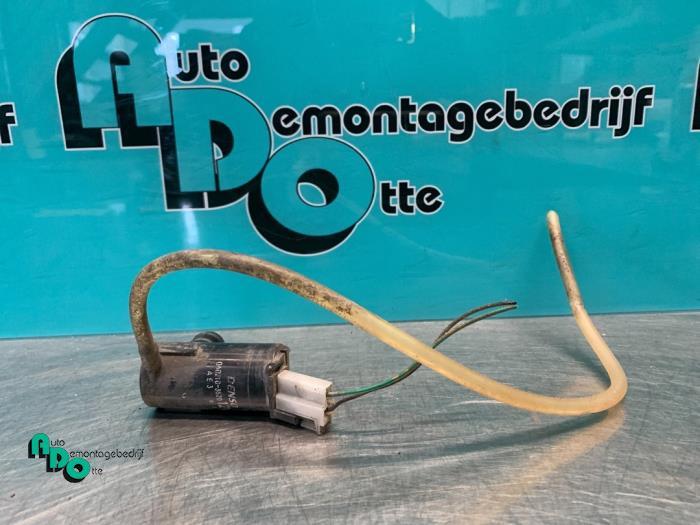 Ruitensproeierpomp voor van een Mitsubishi Lancer (Lancer 03, Gebruikt, -, -, Ophalen of Verzenden