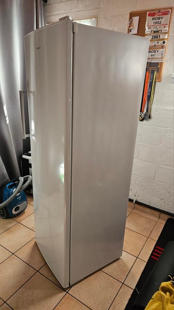 Ruime koelkast in zeer nette staat., Elektronische apparatuur, Koelkasten en IJskasten, Ophalen