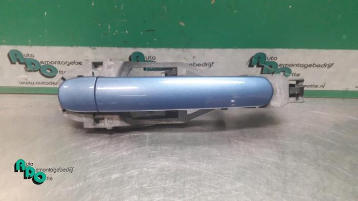 Portiergreep 2Deurs rechts van een Volkswagen Polo (Polo 01-, Auto-onderdelen, Carrosserie, Volkswagen, Gebruikt, 3 maanden garantie