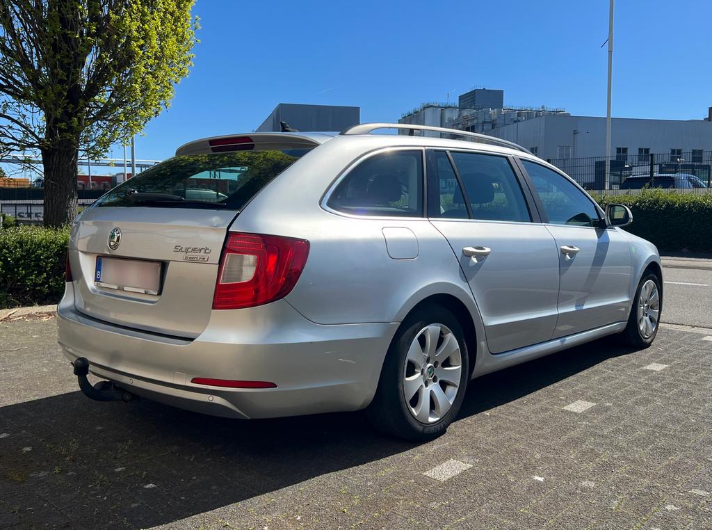 Skoda SuperB Greenline Gekeurd voor verkoop/ Veel Opties, Autos, Skoda, Boîte manuelle, 5 portes, Particulier, Tissu