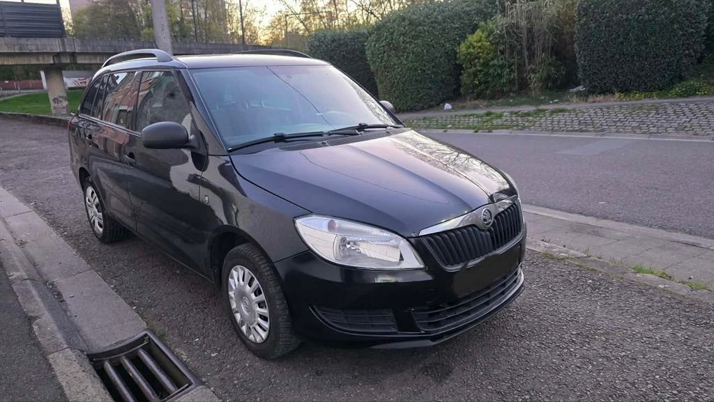 Skoda fabia 2014 essence, Autos, Skoda, Achat, Particulier, Essence, Fabia