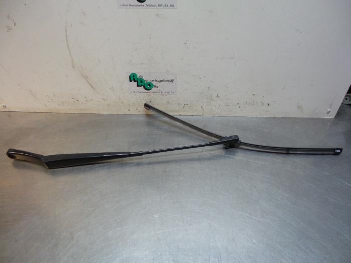 Ruitenwisserarm voor van een Volkswagen Caddy (Caddy 04-), Gebruikt, -, Volkswagen, -
