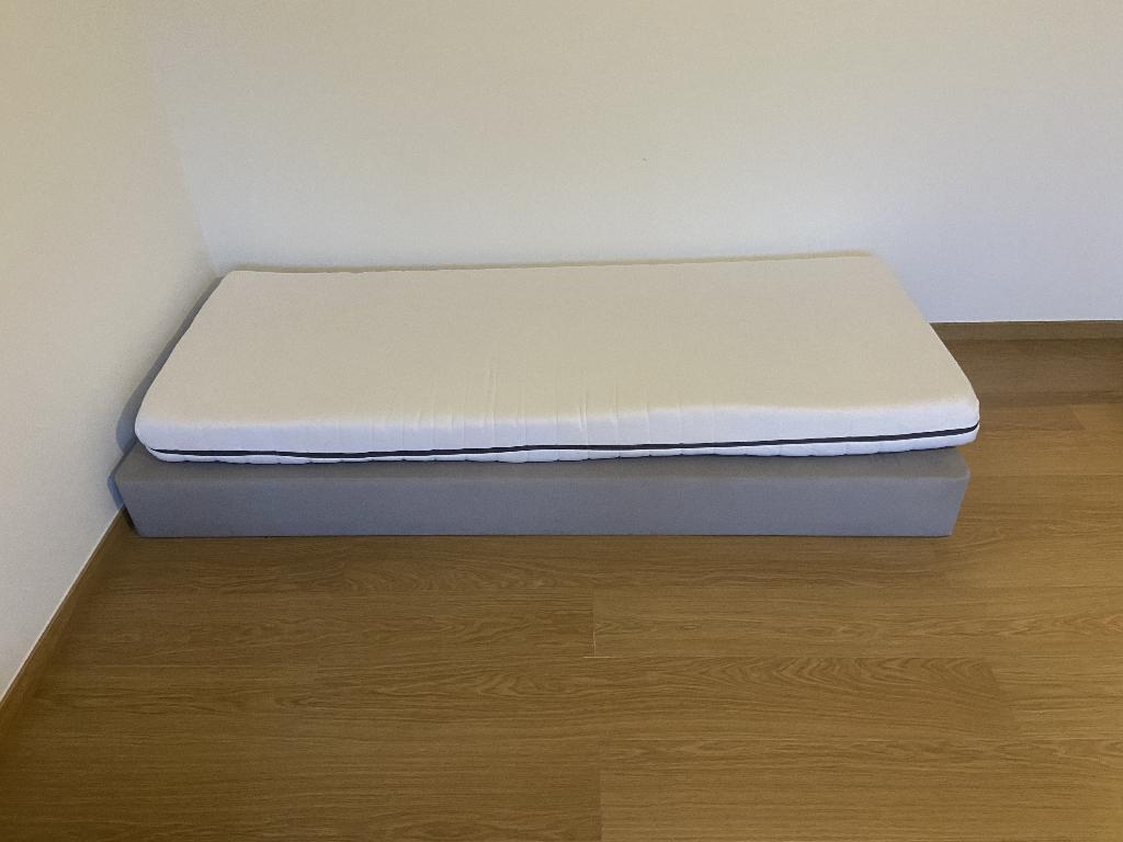 Ikea boxspring + matras voor 1 persoon, Ophalen, Gebruikt, 90 cm, Eenpersoons