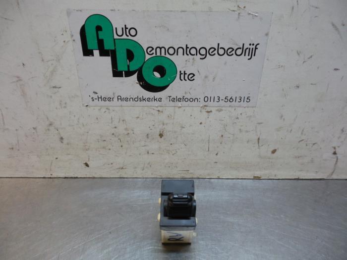 Commutateur vitre électrique d'un Jeep Cherokee, Jeep, -, Utilisé, -