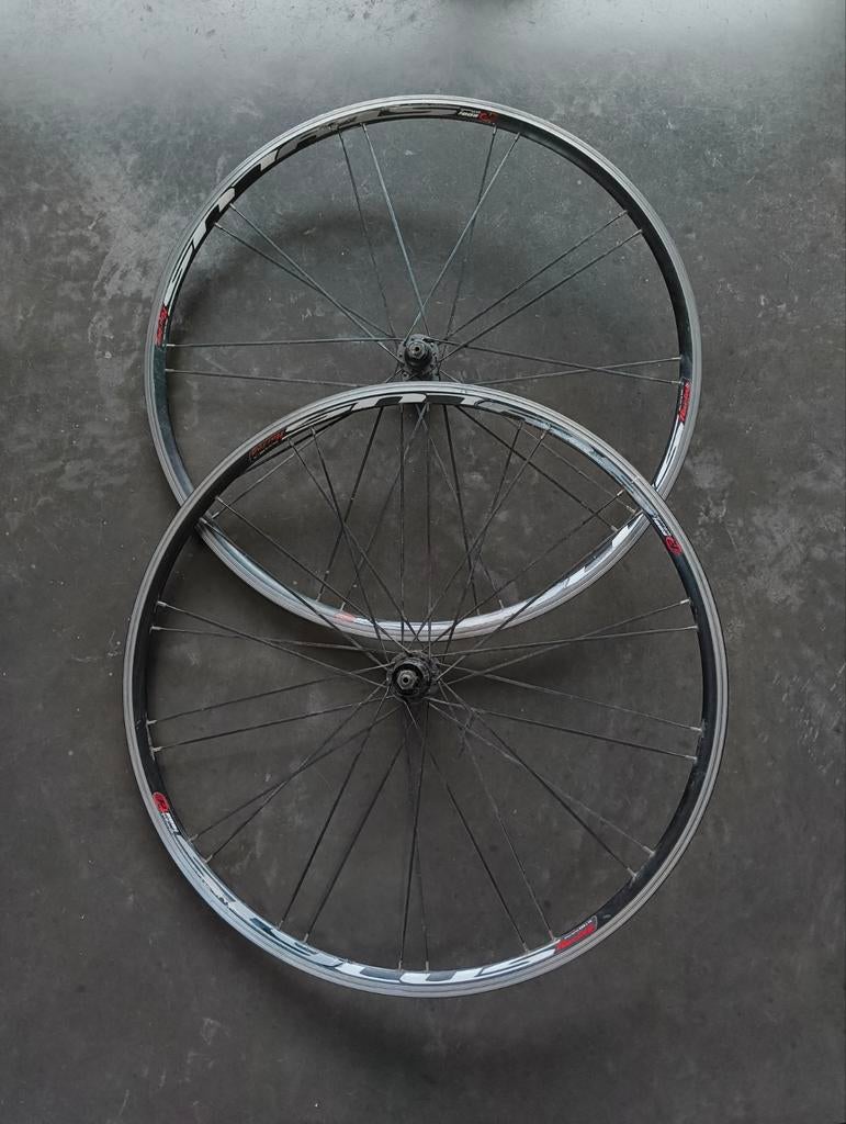 Paire de roues Rodi Stylus Racing 700c (ETRTO 13-622), Enlèvement, Utilisé, Vélo de course, Roue