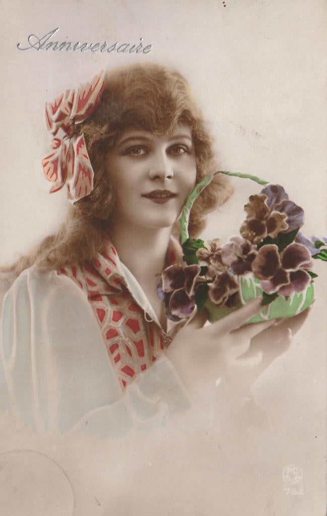 FANTASIE -  Mooi meisje met strik in haar  + 100 Jaar oud !, Envoi, 1920 à 1940, Affranchie, Autres thèmes