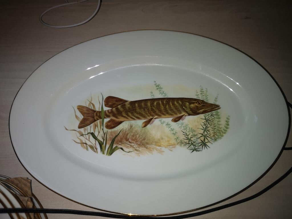 Service de table porcelaine fine, Antiquités & Art, Antiquités | Services (vaisselle) complet, Enlèvement