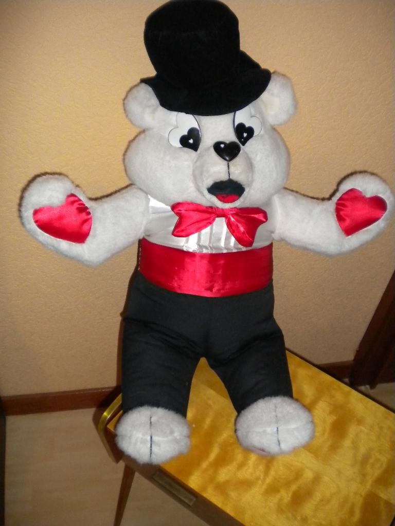 Grote feestelijke beer, Ophalen