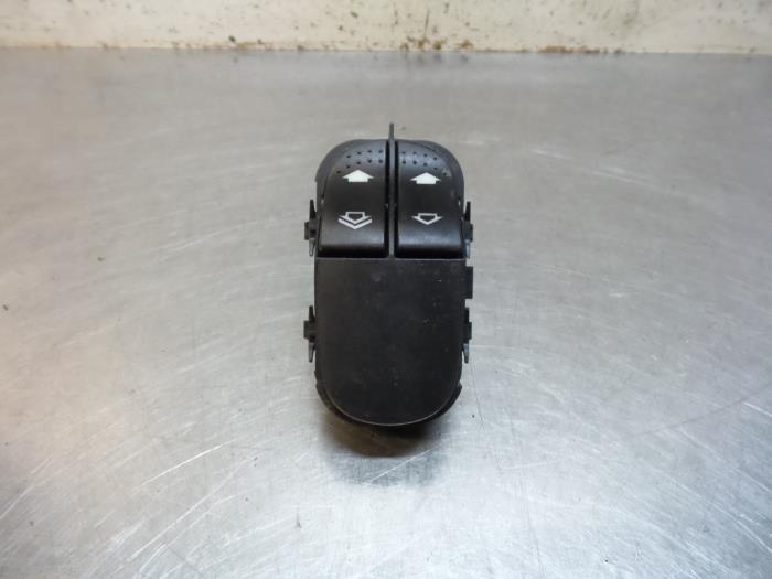 Commutateur vitre électrique d'un Ford Focus (Focus 98-), Autos : Pièces & Accessoires, -, 3 mois de garantie, -, -