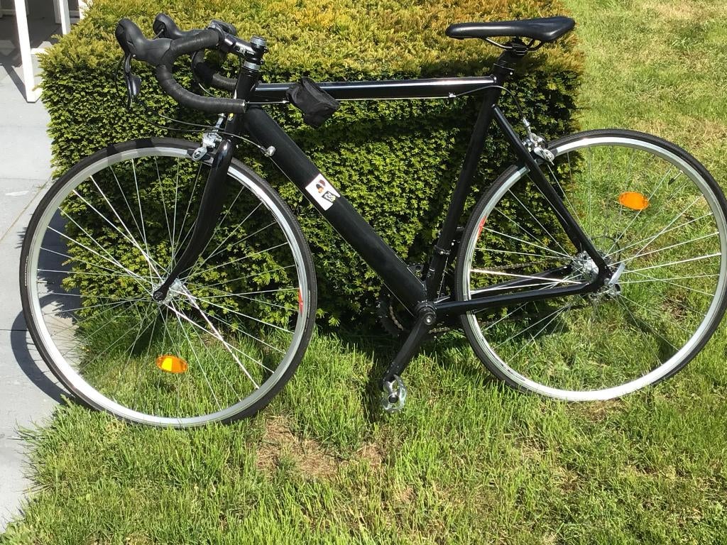 koersfiets nieuw gewonnen met wedstrijd  waarde 800 eur, Fietsen en Brommers, Fietsen | Racefietsen, Ophalen, Nieuw