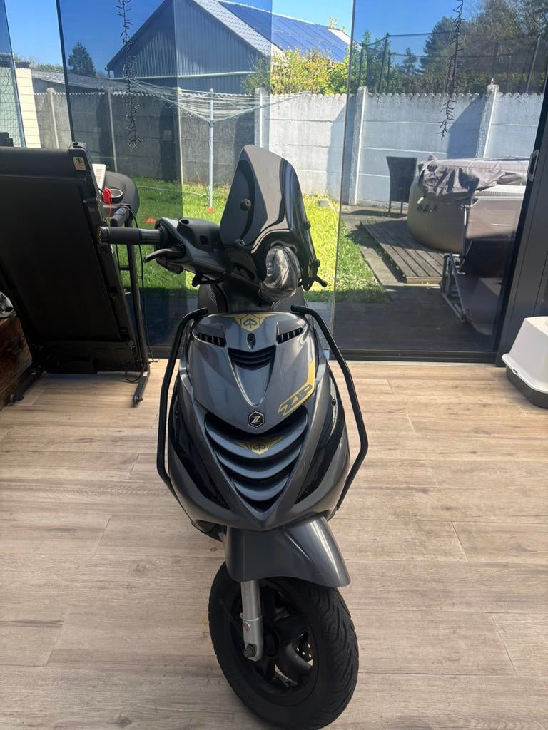 Piaggio Zip 4t 50cc malossi, Fietsen en Brommers, Scooters | Piaggio, Ophalen of Verzenden, Gebruikt, Zip