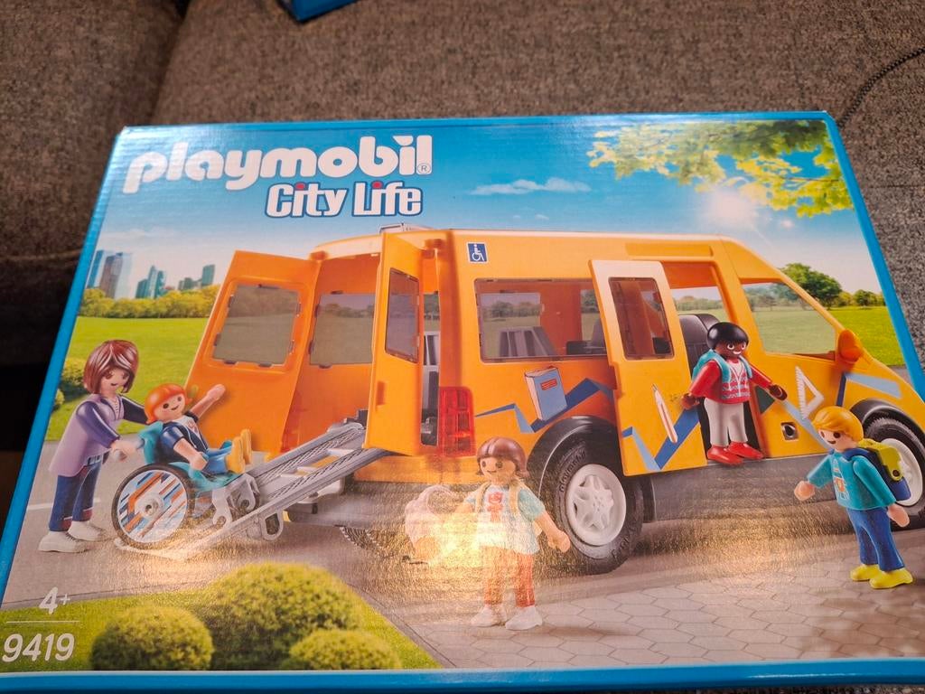 Playmobil  schoolbus, Ophalen