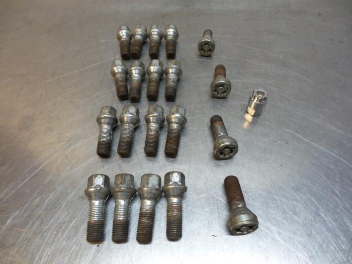 Wielbouten set van een Audi A3 (A3 96-), Auto-onderdelen, Gebruikt, -, -, Ophalen of Verzenden