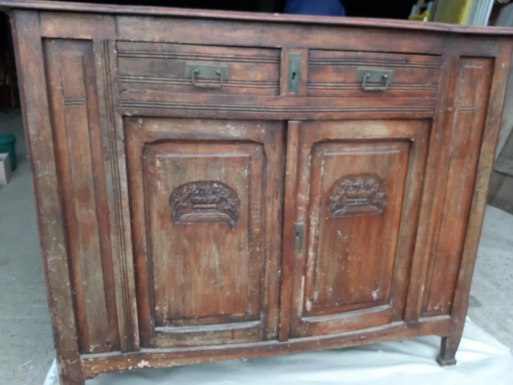 Massief eiken meidenkast, Ophalen