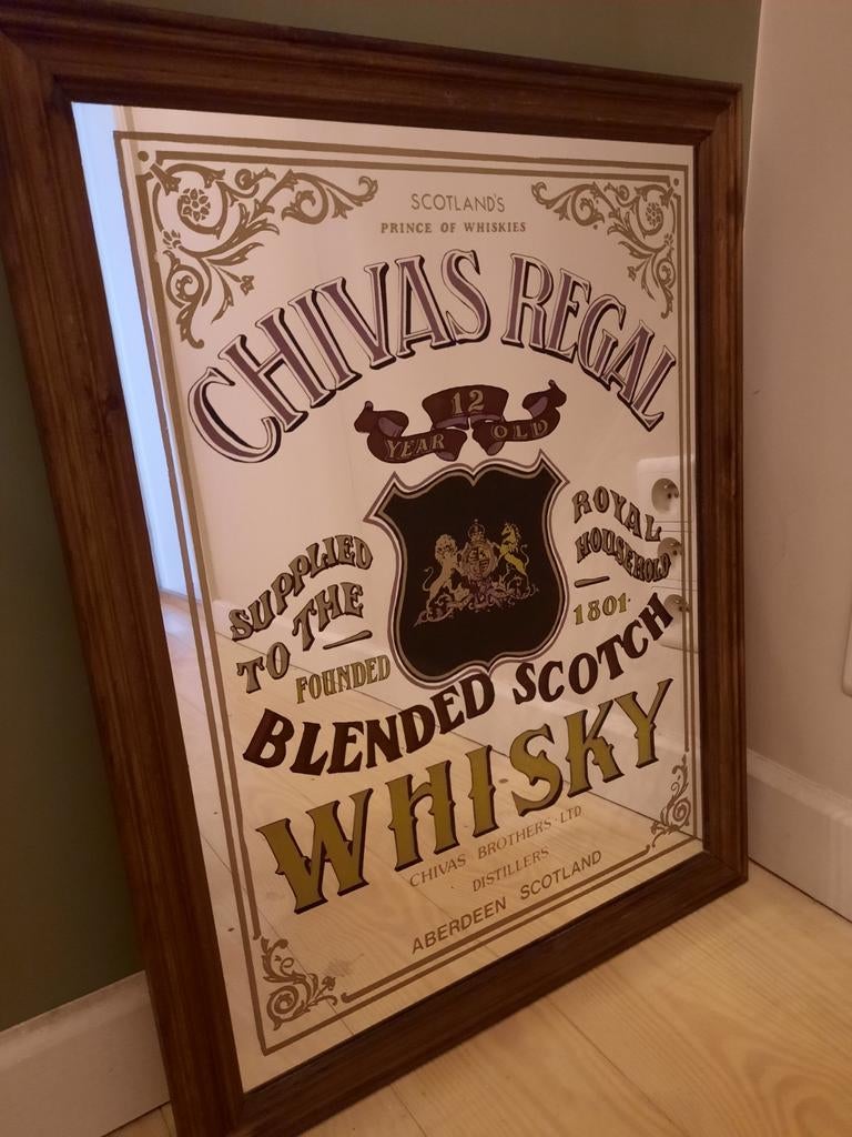 Spiegel Chivas Whisky. H 68 cm x B 53 cm., Enlèvement