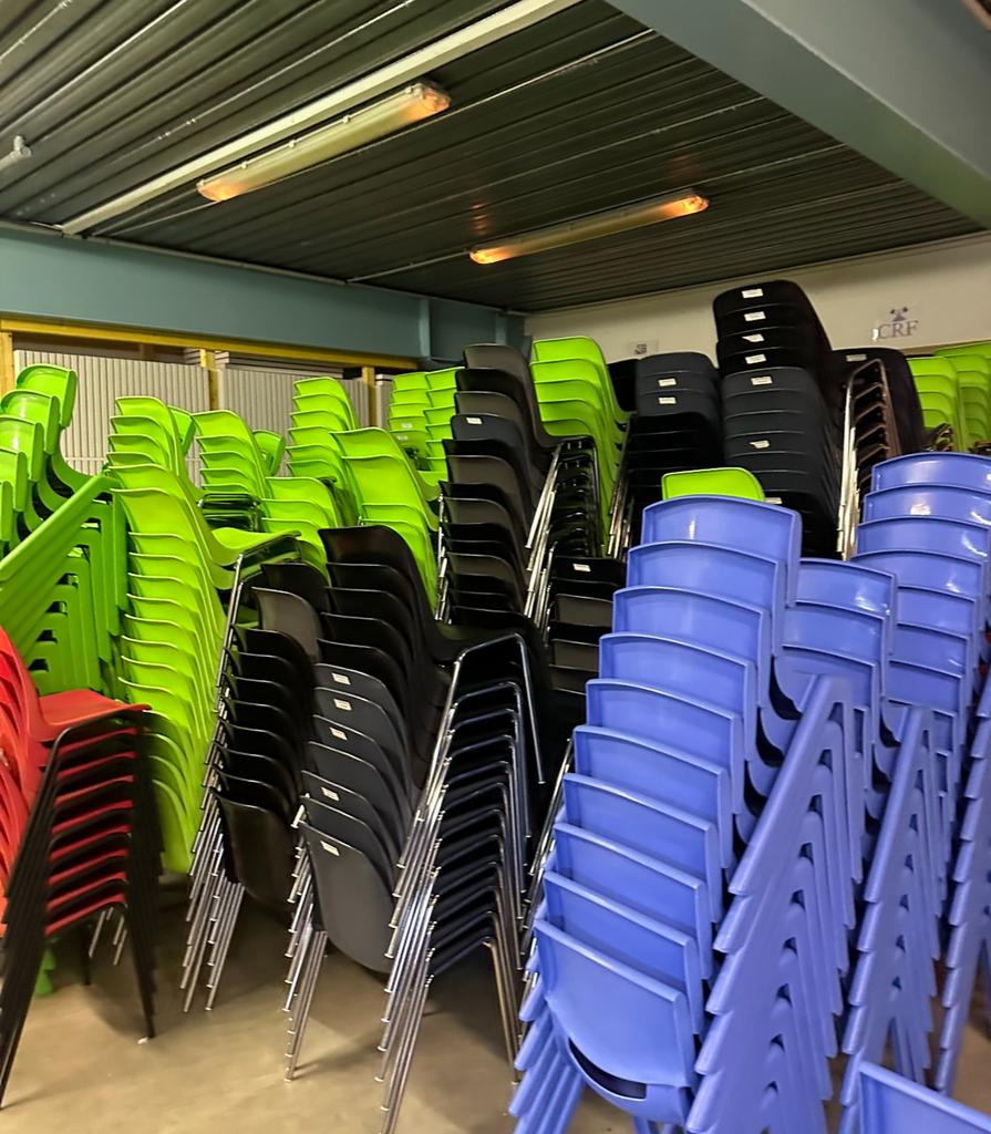 Gros lot de chaises et tables PRIX CASSÉ, Enlèvement ou Envoi, Comme neuf, Gris