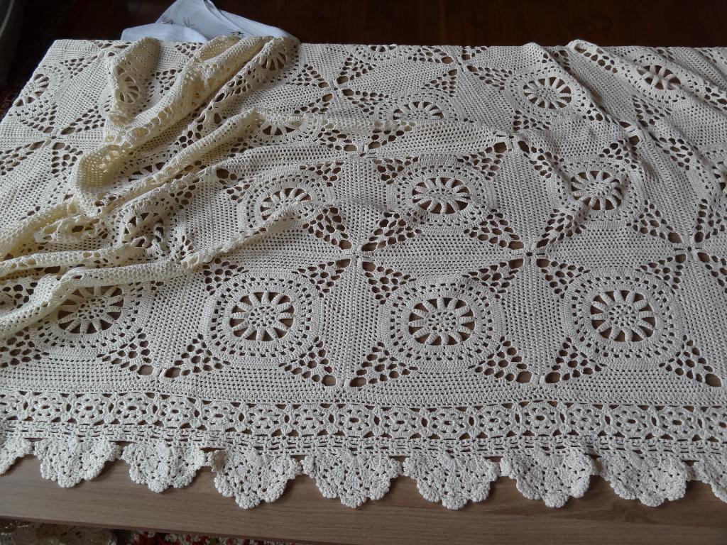 bedsprei (gehaakt), Ophalen of Verzenden, Gebruikt, Beige