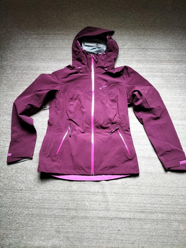 Quechua trekking jas MH500 regenjas outdoorjas maat 36, Caravans en Kamperen, Regenkleding, Ophalen of Verzenden, Nieuw, Regenjas