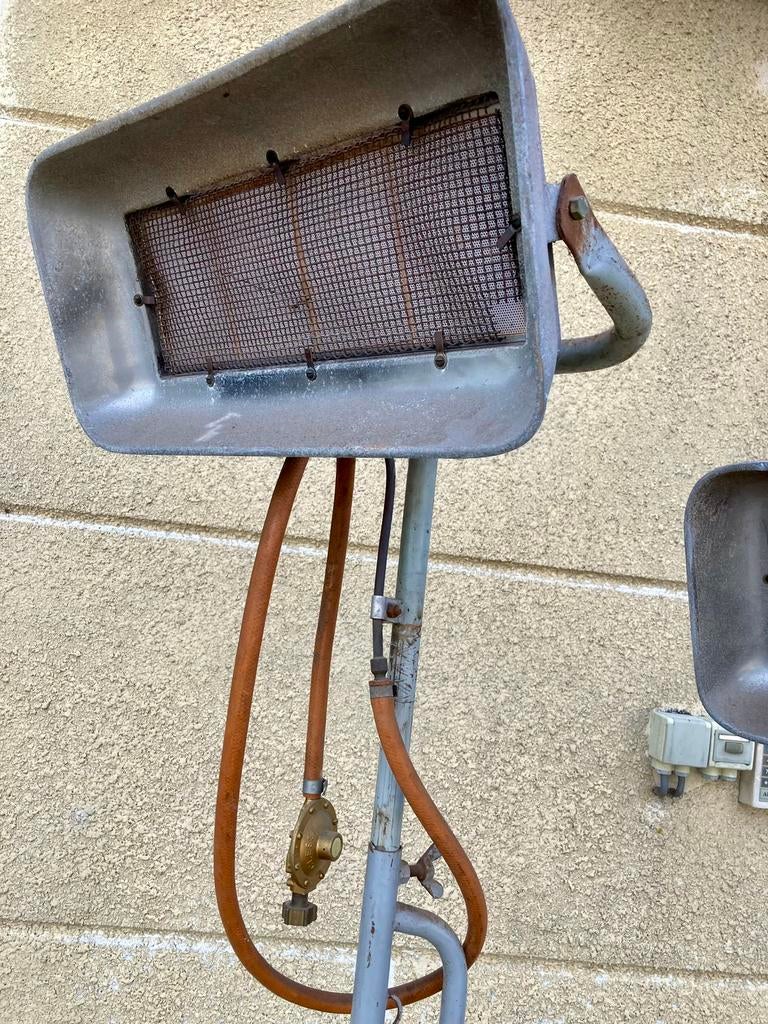 Gasverwarmer 2 stuks vintage, Ophalen, Zo goed als nieuw
