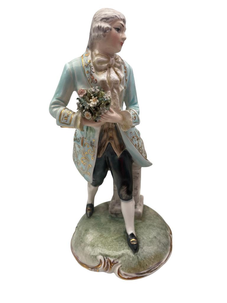 Groupe de personnages en porcelaine italienne peinte main, Enlèvement ou Envoi