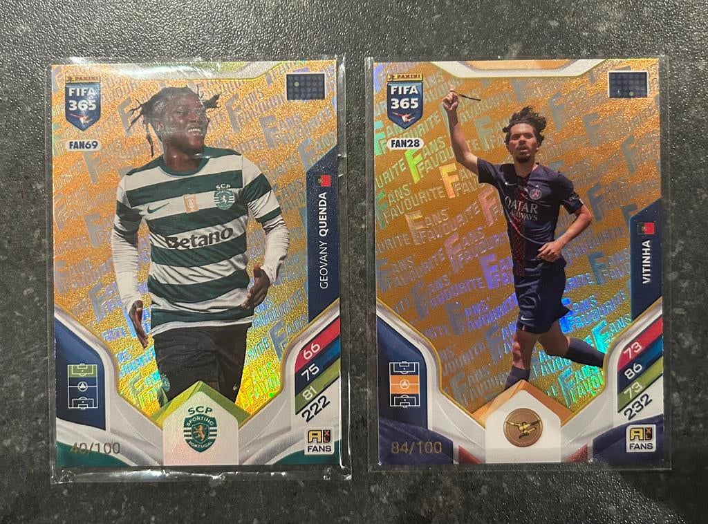 Panini Fifa 365 Adrenalyn 2026 GENUMMERDE FAN ORANGE CARDS, Ophalen of Verzenden, Nieuw, Meerdere plaatjes