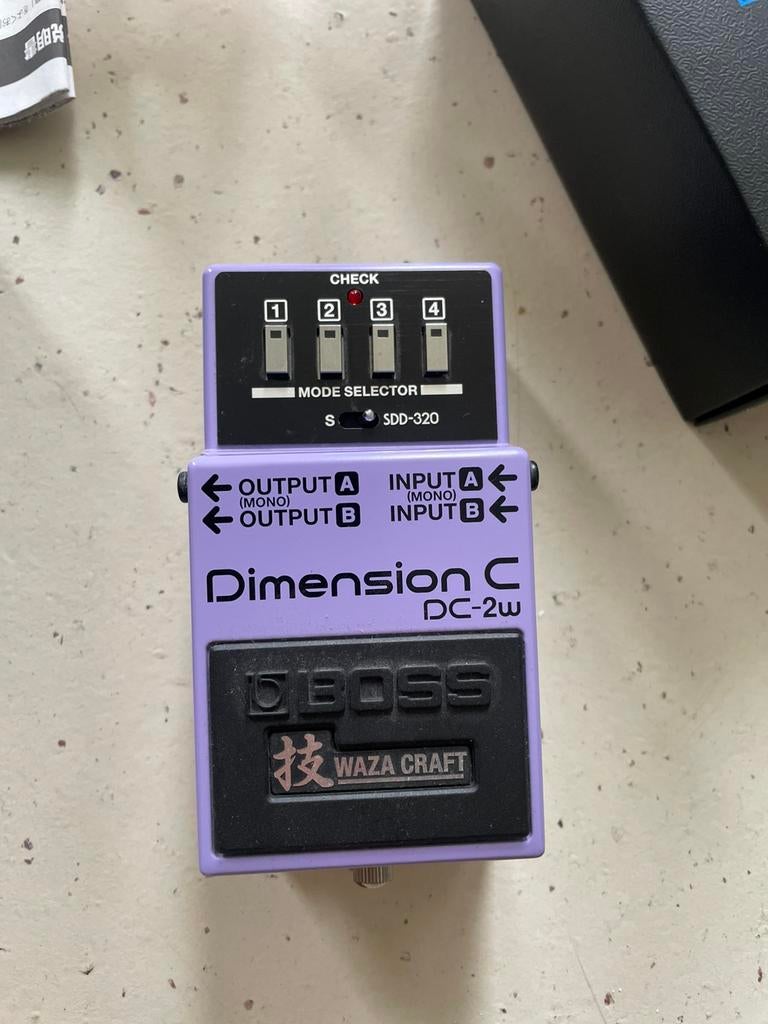 Roland Boss DC-2w Dimension C, Muziek en Instrumenten, Ophalen, Zo goed als nieuw