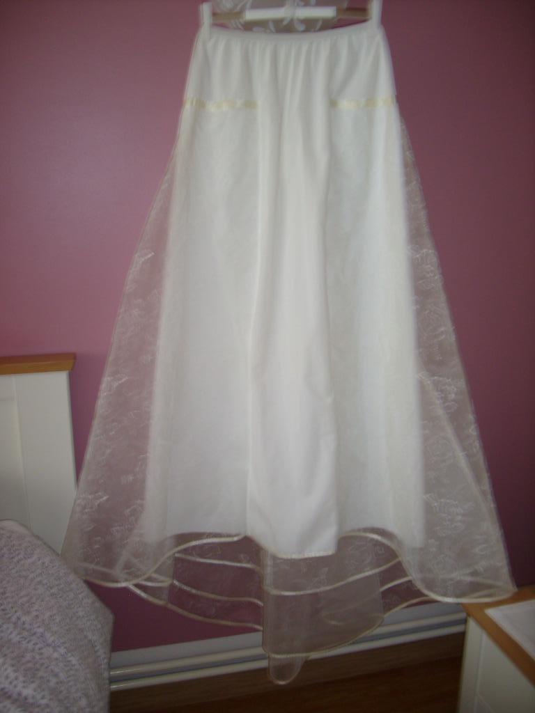 Jupon de robe de mariée Pronuptia, Vêtements | Femmes, Pronuptia, Porté, Blanc, Enlèvement