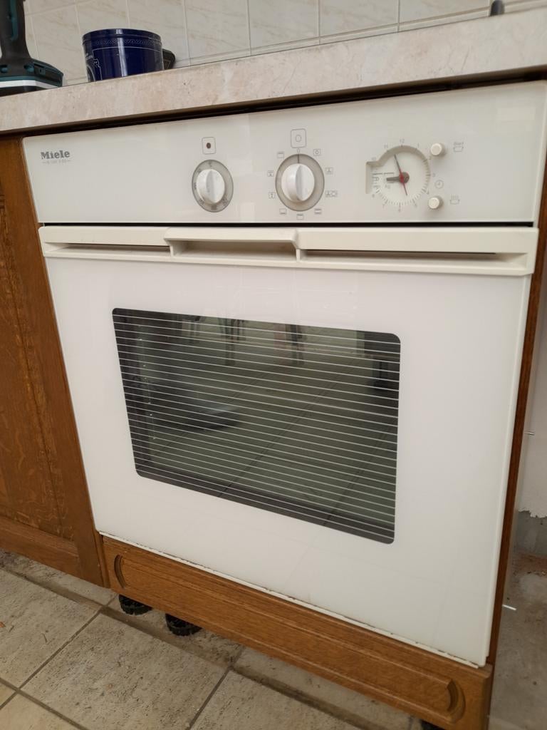 Miele oven +kookplaat, Elektronische apparatuur, Ophalen, Gebruikt, 60 cm of meer, Keramisch