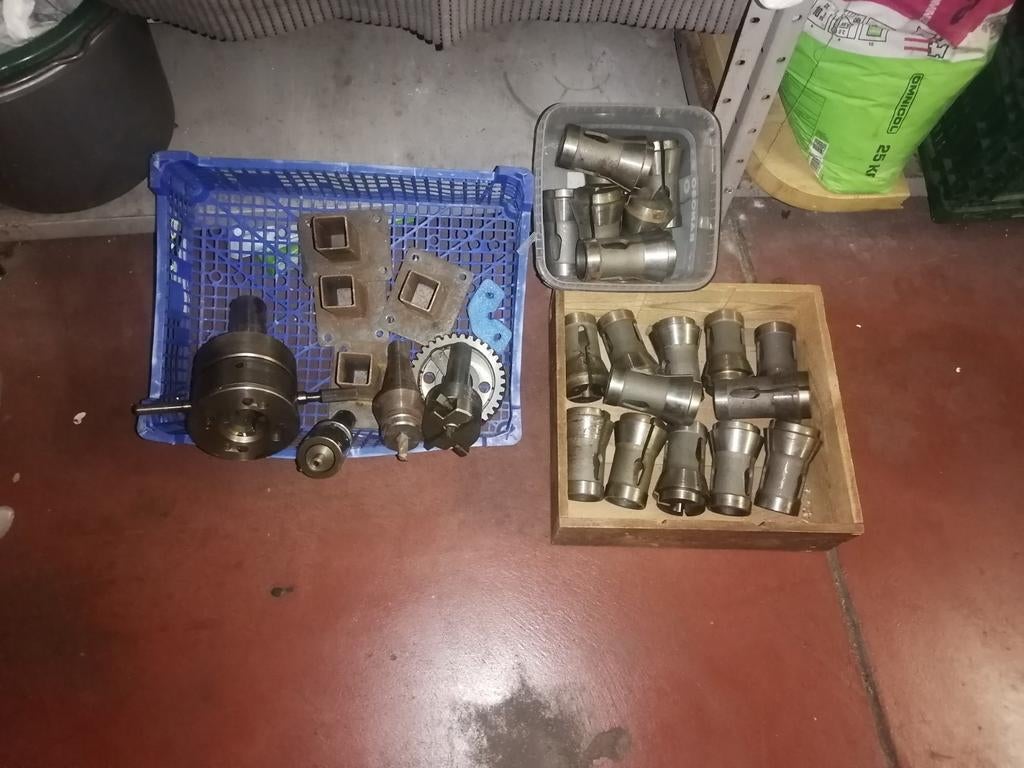 Matériel fraiseuse Schaublin, Enlèvement, Comme neuf, Fraiseuse