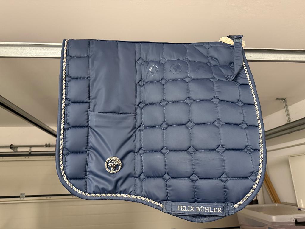 Felix Bühler paardenensemble, Dieren en Toebehoren, Paarden en Pony's | Overige Paardenspullen, Gebruikt, Dressuur, Ophalen