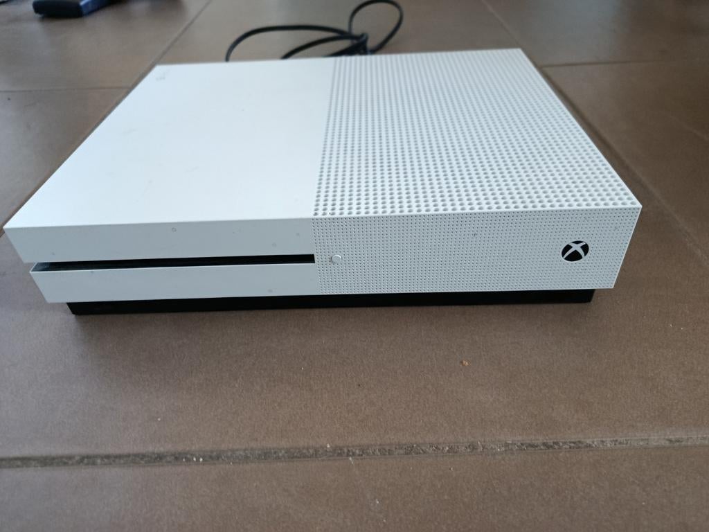 Xbox One S 500gb, Games en Spelcomputers, Spelcomputers | Xbox One, Ophalen, Xbox One