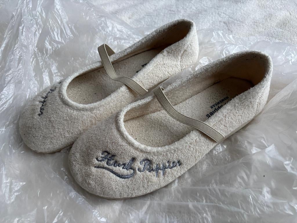 Pantoufles Hush Puppies beige pointure 38, Enlèvement ou Envoi, Beige, Pantoufles, Porté