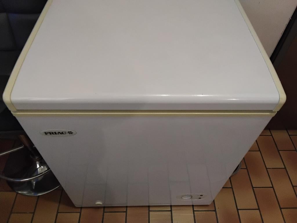 A vendre congelateur, Enlèvement, Utilisé, 45 à 60 cm, 100 à 150 litres