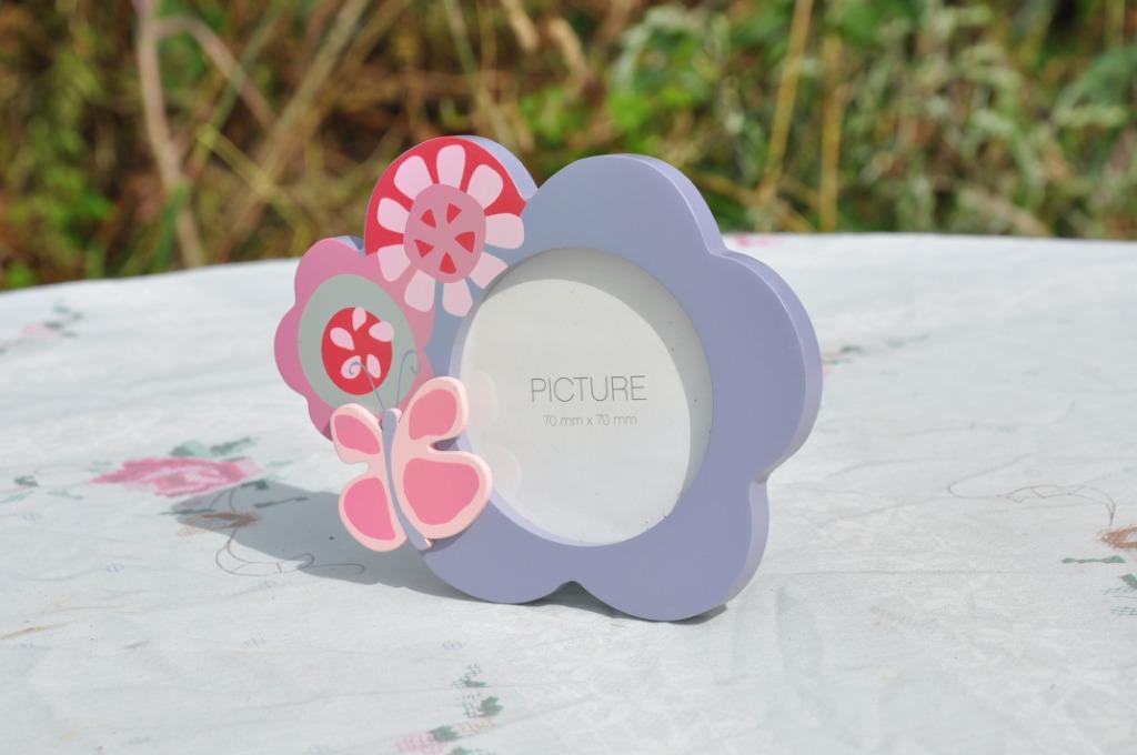 cadre fleur et papillon neuf, Neuf, Moins de 50 cm, Enlèvement ou Envoi, Synthétique