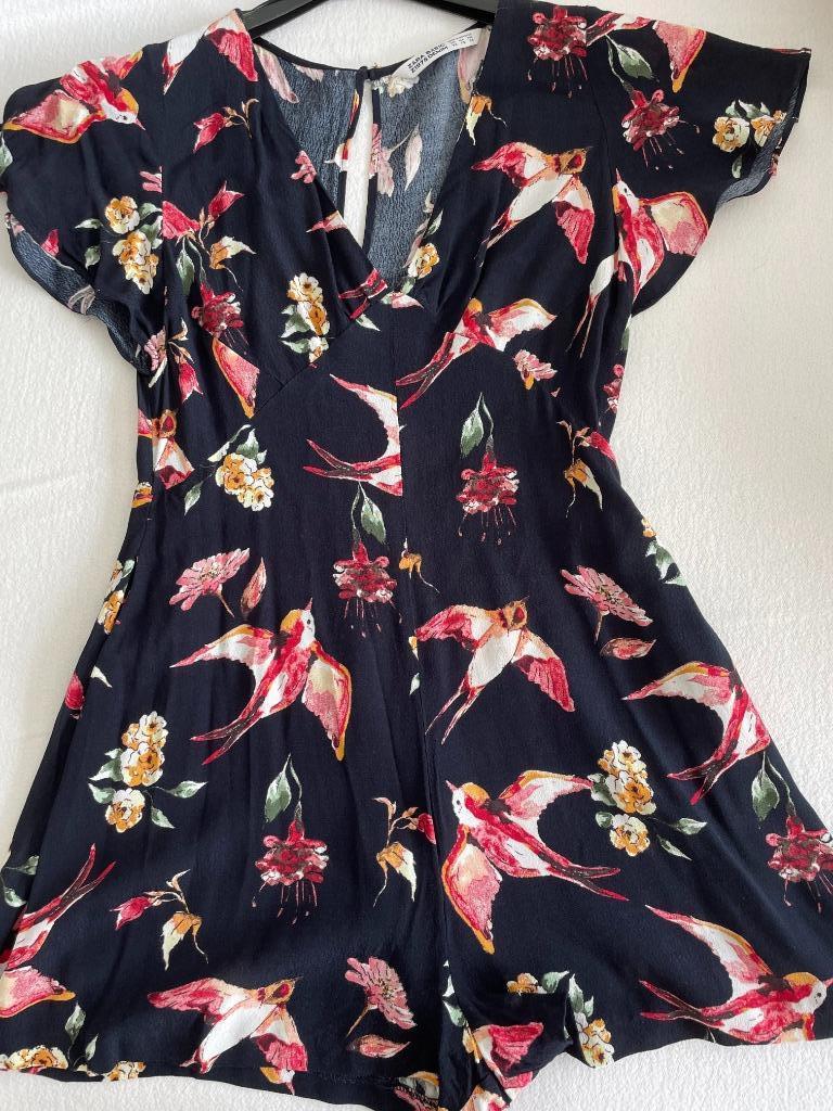 Zwarte playsuit maat XS van ZARA, in perfecte staat!, Ophalen of Verzenden, Zo goed als nieuw, Maat 34 (XS) of kleiner, Zara