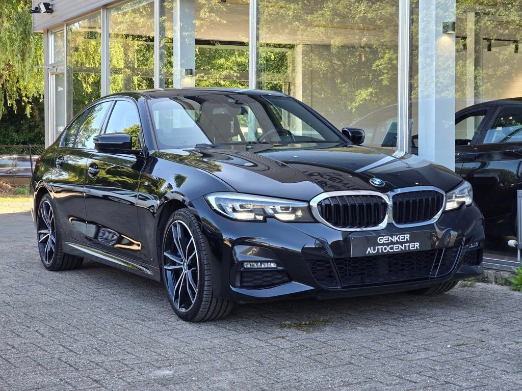 Bmw 330e Aut  M sport/ benzine + hybrid GARANTIE, Auto's, Automaat, Parkeersensor, Bedrijf, Hybride Elektrisch/Benzine