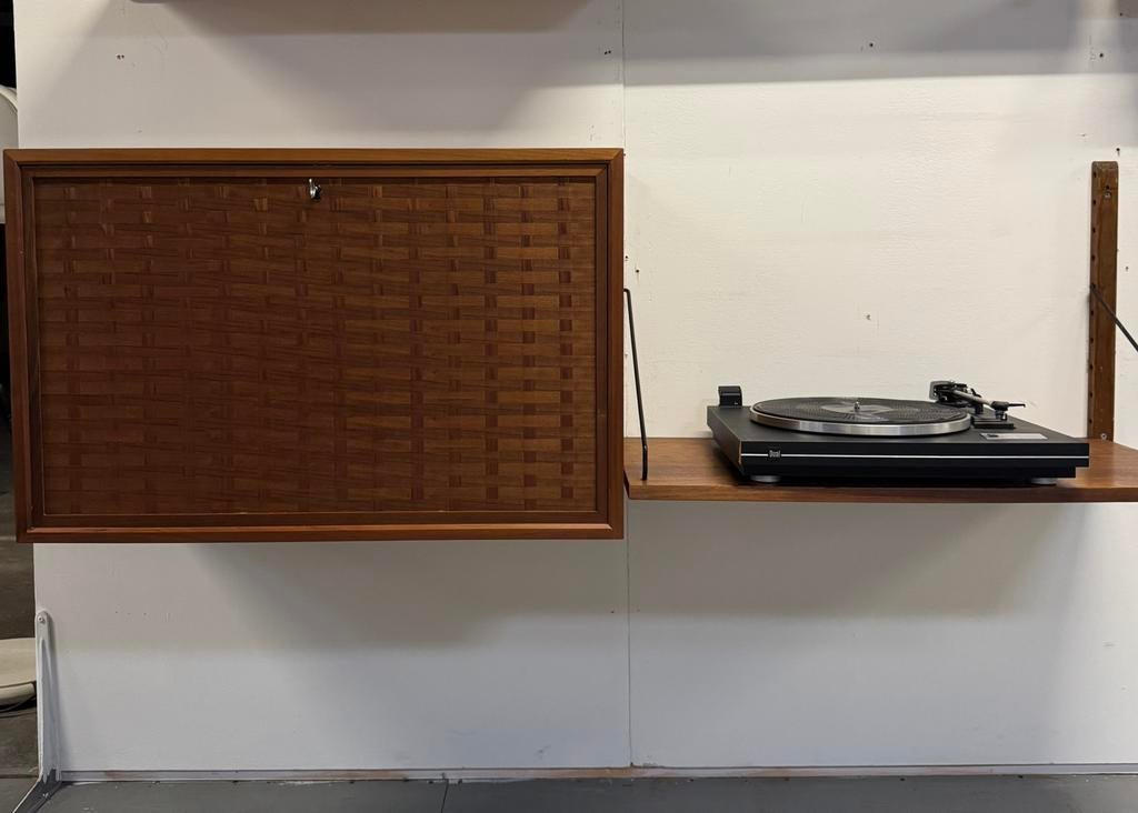 Poul Cadovius by Royal System vintage modulair wandsysteem, Antiquités & Art, Curiosités & Brocante, Enlèvement ou Envoi