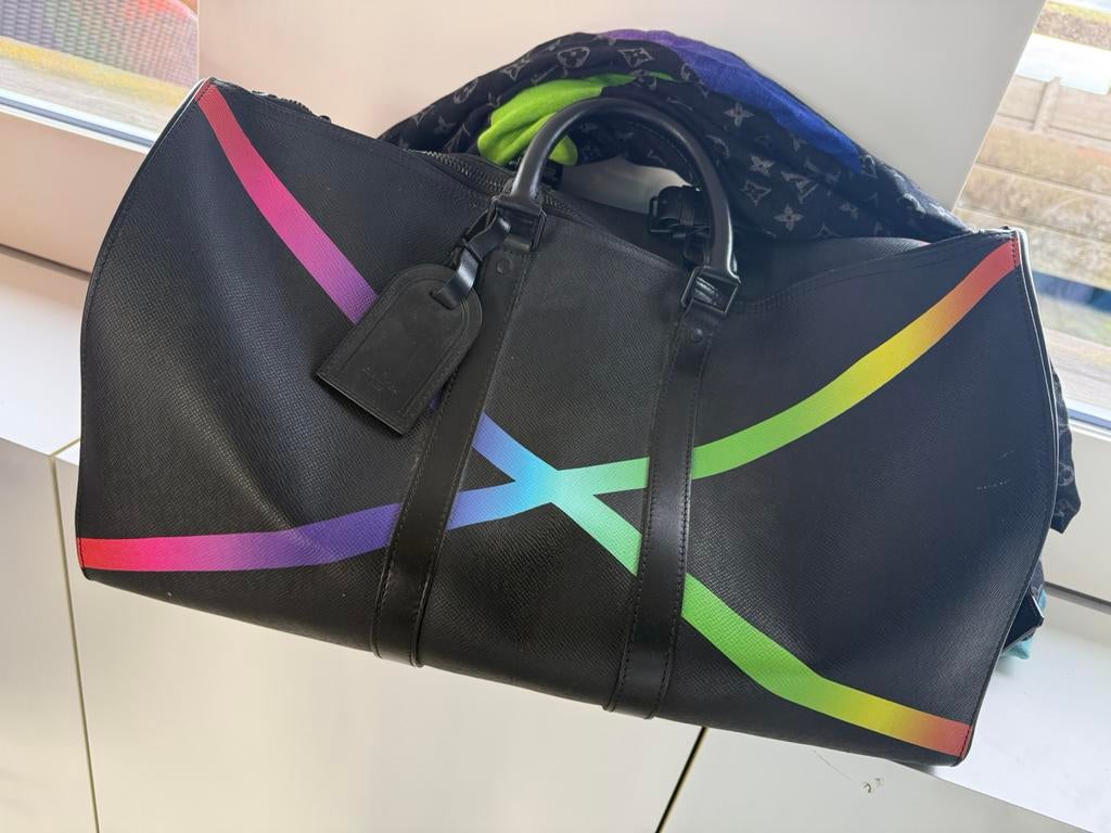 Unieke Louis Vuitton Keepal, Enlèvement, Neuf, Autres couleurs, 30 cm ou plus