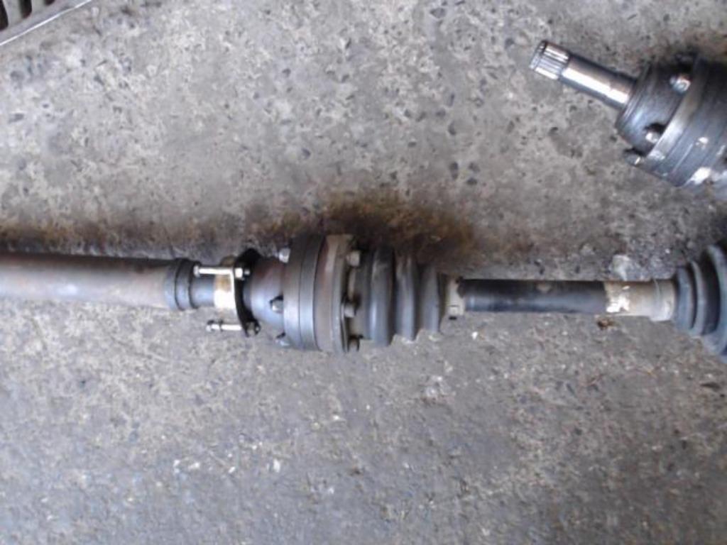 Cardan droit Alfa Romeo 147 Phase 2 1.6i105 77Kw LP/13895, Enlèvement ou Envoi, Utilisé, Alfa Romeo