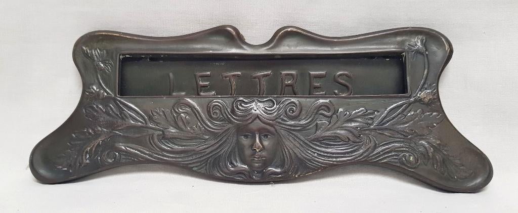 Boîte aux lettres Art Nouveau., Enlèvement ou Envoi