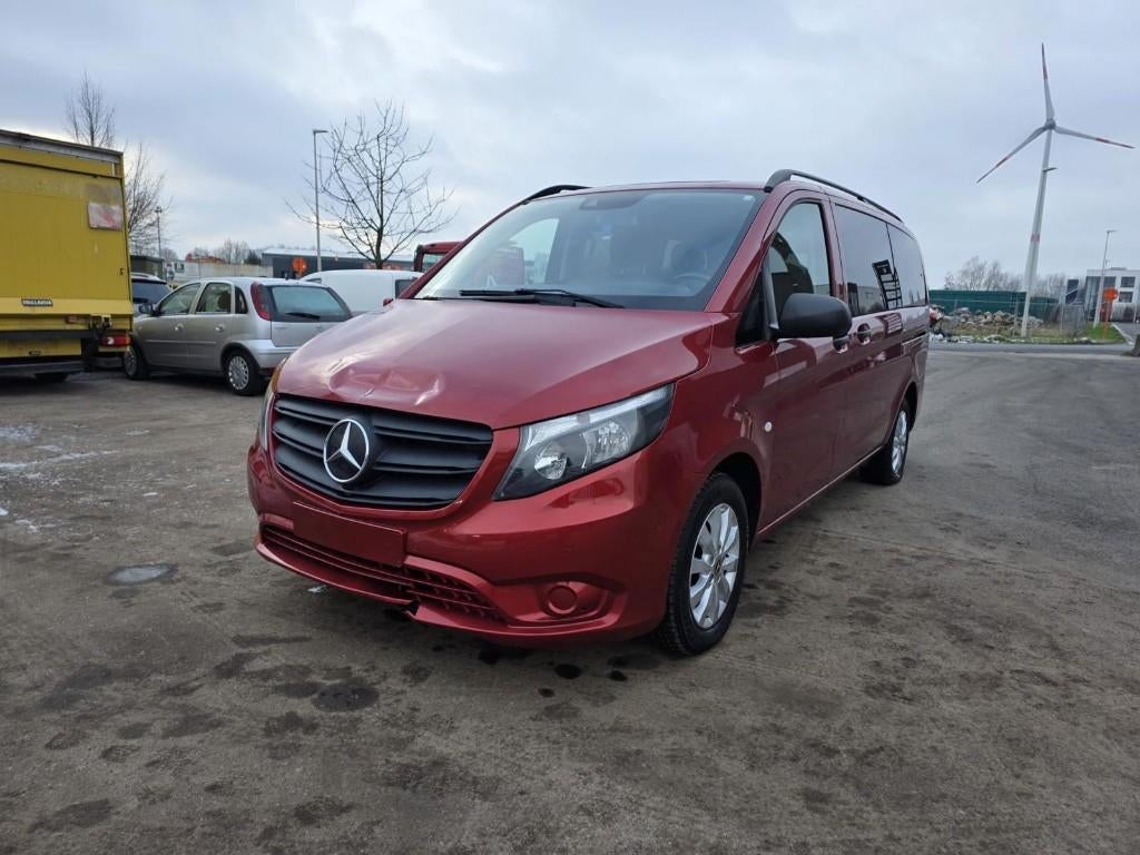 Mercedes-Benz Vito 116 Tourer (Numéro de stock 79554), Autos, Rouge, Achat, Euro 6, Entreprise