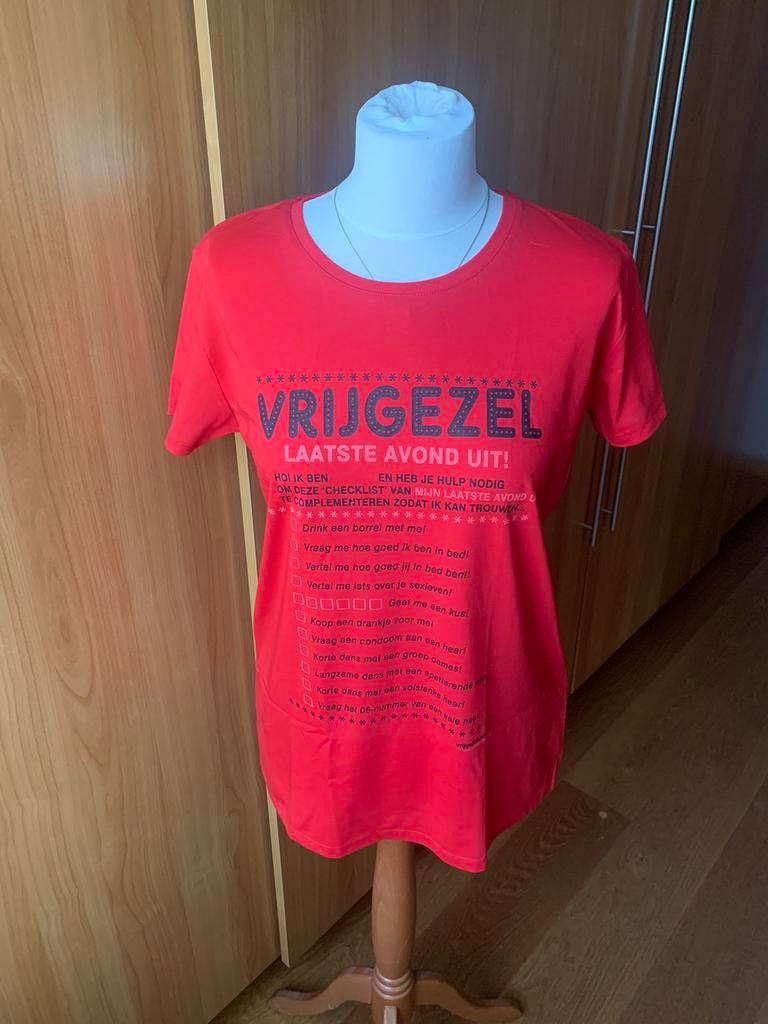 T-shirt met opdrachten voor een vrijgezellen, Ophalen of Verzenden, Zo goed als nieuw